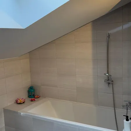Apartment Szafir 4a